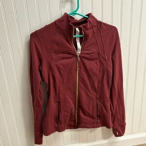 Lululemon dark rose color nulu jacket gold zipper size 8